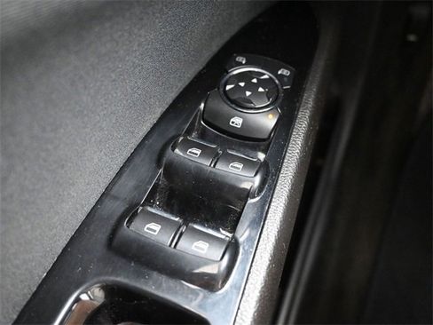 Used 2016 Ford Fusion SE image 26