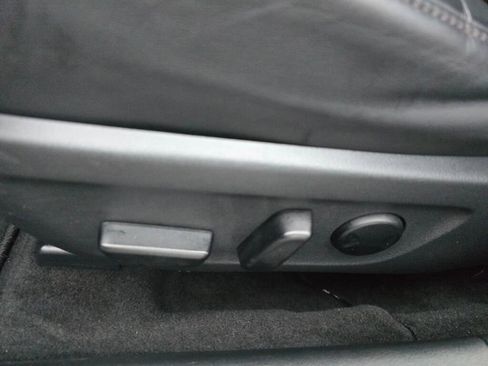 Used 2021 MAZDA MAZDA3 s image 33