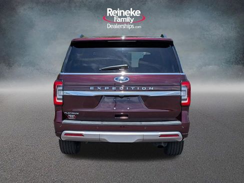 Used 2024 Ford Expedition Platinum AWD/4WD image 6