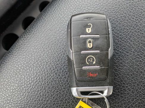 Used 2021 RAM 1500 Big Horn RWD image 33