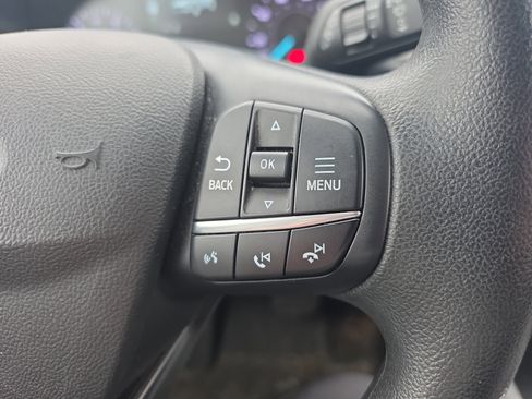 Used 2020 Ford Escape SE image 32