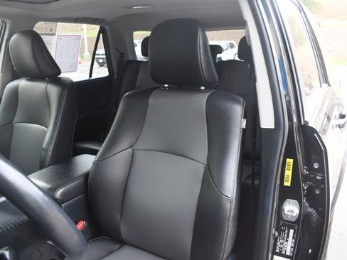 Certified 2024 Toyota 4Runner SR5 Premium w/ Moonroof Package AWD/4WD image 17