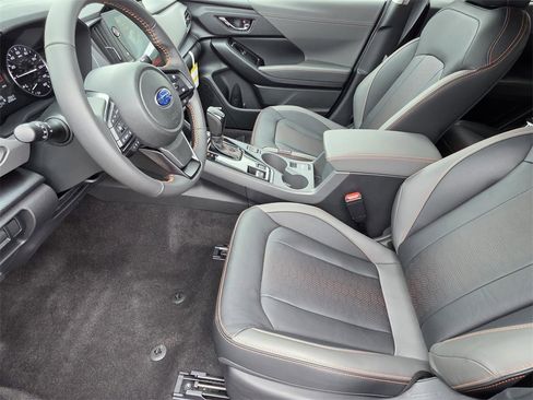 Certified 2025 Subaru Crosstrek 2.5i Limited w/ Popular Package #3A image 8