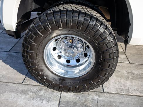 Used 2023 RAM 3500 Limited image 19