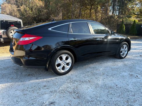 Used 2010 Honda Crosstour EX-L image 3