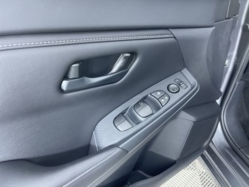 New 2025 Nissan Sentra S image 13