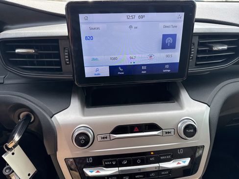 Used 2021 Ford Explorer 2WD image 13