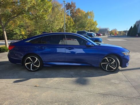 Used 2020 Honda Accord Sport image 7