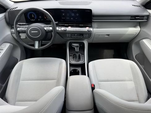 Used 2024 Hyundai Kona SEL AWD/4WD image 10