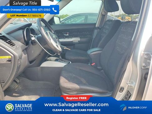 Used 2012 Kia Soul + FWD image 9