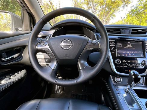 Used 2024 Nissan Murano SV w/ SV Midnight Edition Package FWD image 6