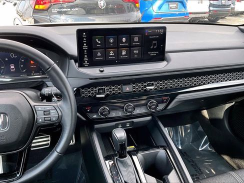 Used 2025 Honda Accord Sport image 7