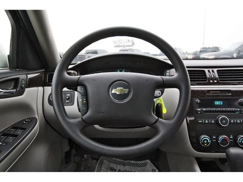 Used 2014 Chevrolet Impala Limited LS FWD image 15