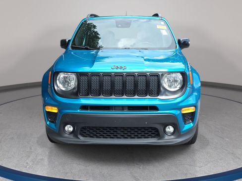 Used 2022 Jeep Renegade Altitude w/ Sun/Sound Group AWD/4WD image 4