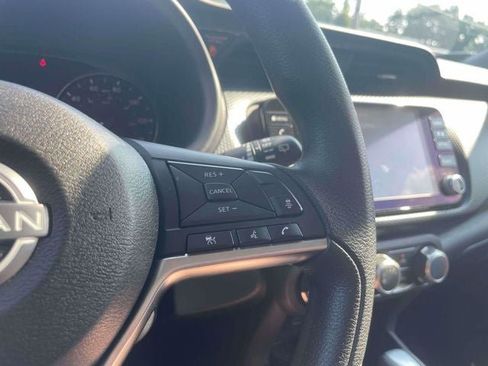 Used 2023 Nissan Kicks SV FWD image 23