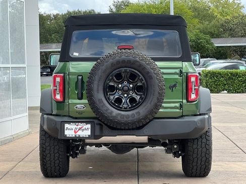 Used 2023 Ford Bronco Wildtrak image 5