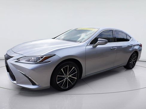 Used 2022 Lexus ES 350 w/ Premium Package FWD image 3