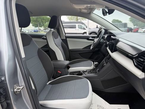 Used 2025 Volkswagen Taos S AWD/4WD image 27