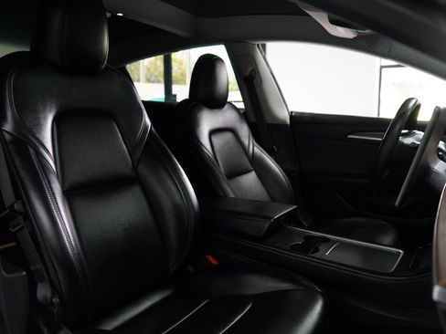 Used 2023 Tesla Model 3 Standard Range RWD image 17