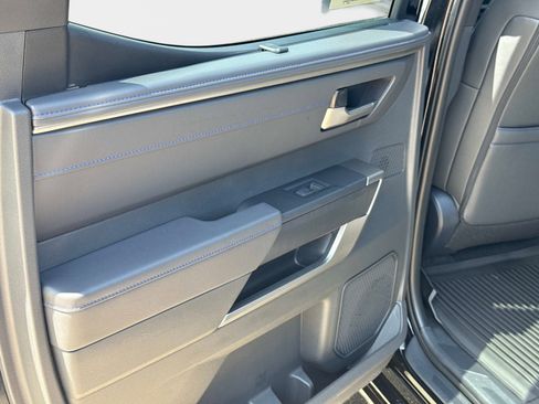 New 2026 Toyota Tundra Platinum AWD/4WD image 12