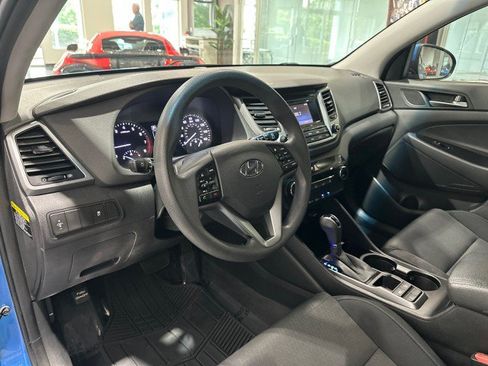 Used 2016 Hyundai Tucson SE w/ Option Group 02 AWD/4WD image 3