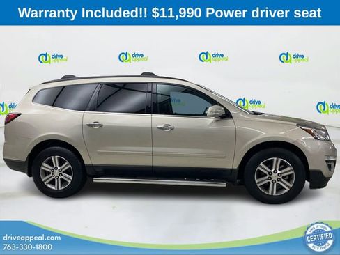 Used 2016 Chevrolet Traverse LT w/ LPO, 'HIT The Road' Package AWD/4WD image 4