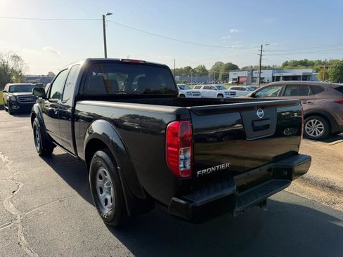 Used 2021 Nissan Frontier S w/ S Utility Package image 5