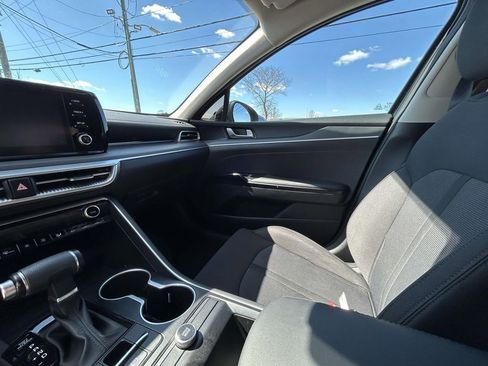 Used 2023 Kia K5 LXS image 30