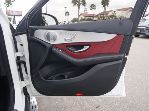 Used 2020 Mercedes-Benz GLC 300 GLC 300 image 12