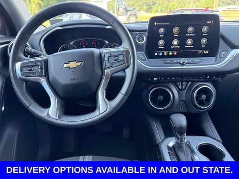 Certified 2025 Chevrolet Blazer LT AWD/4WD image 11