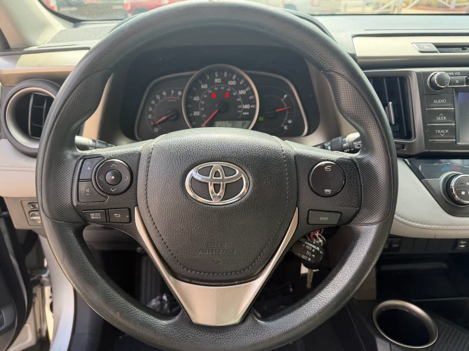 Used 2013 Toyota RAV4 XLE FWD image 12