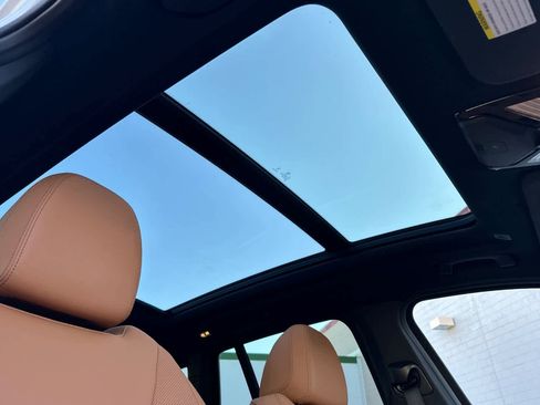 Used 2024 BMW X3 xDrive30i w/ Premium Package w/ZPA image 17