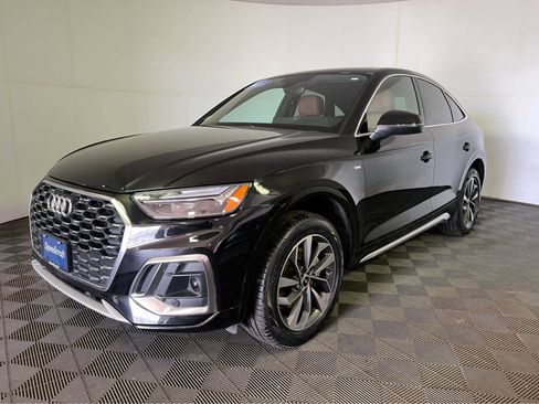 Used 2023 Audi Q5 2.0T Premium w/ Convenience Package image 3