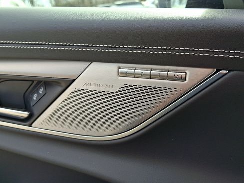 New 2024 Jaguar XF R-Dynamic SE AWD/4WD image 20