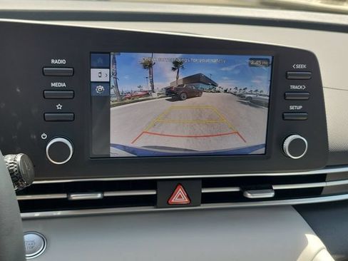New 2026 Hyundai Elantra SEL Sport FWD image 11