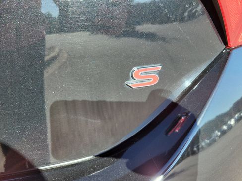 Used 2016 Toyota Corolla S image 27