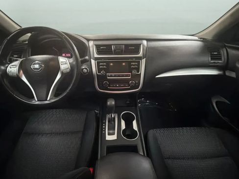 Used 2016 Nissan Altima 2.5 SV FWD image 16