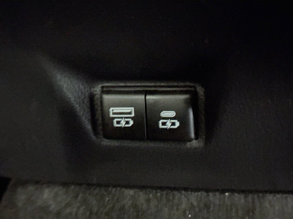 Used 2026 Toyota Camry LE FWD image 41