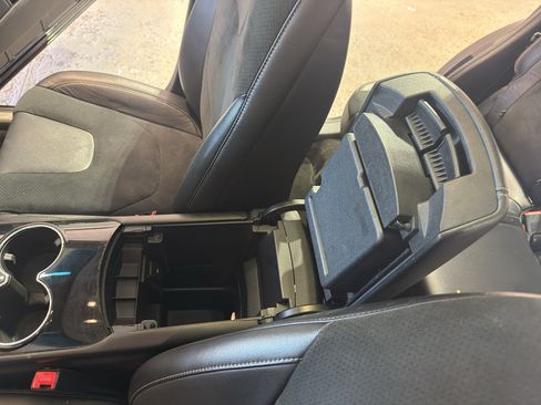 Used 2015 Ford Edge Sport w/ Equipment Group 401A AWD/4WD image 21