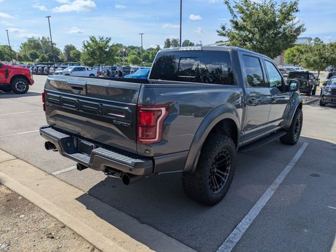Used 2018 Ford F150 Raptor w/ Equipment Group 802A Luxury AWD/4WD image 4