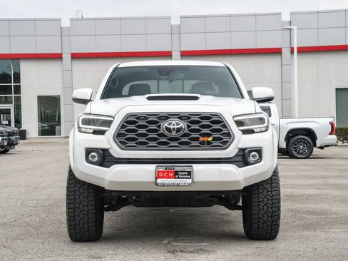 Used 2023 Toyota Tacoma TRD Sport RWD image 2