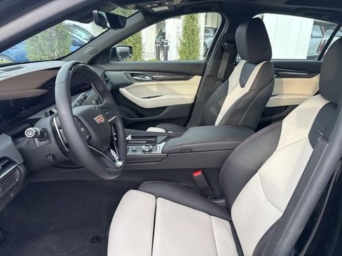 Used 2025 Cadillac CT5 Sport image 19