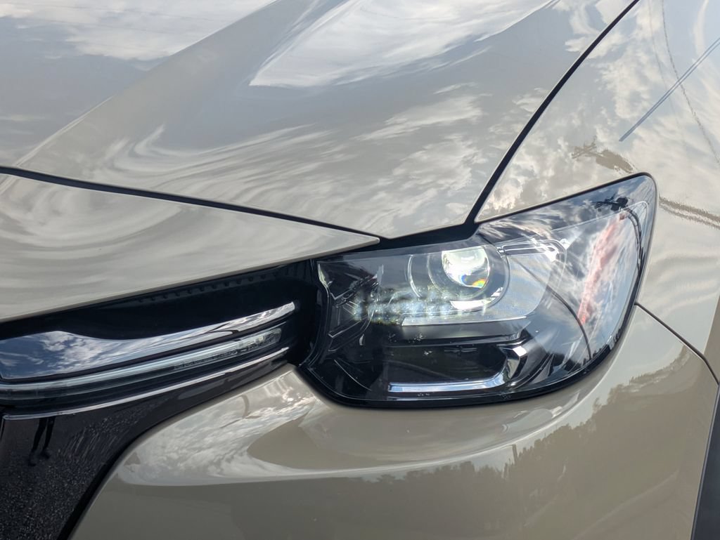 Certified 2025 MAZDA CX-70 3.3 Turbo w/ Premium Plus Pkg AWD/4WD image 8