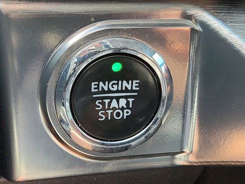 Used 2021 Ford F150 Lariat AWD/4WD image 10