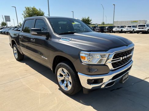 Used 2022 RAM 1500 Big Horn AWD/4WD image 7
