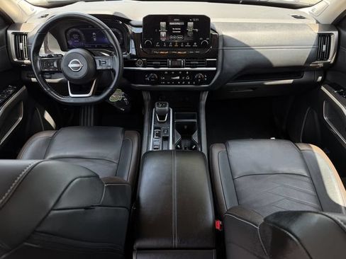 Used 2024 Nissan Pathfinder Platinum w/ Cargo Package FWD image 11