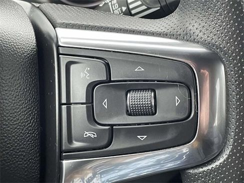 Used 2023 Chevrolet Blazer LT w/ LPO, Black Grille Bar Package image 22