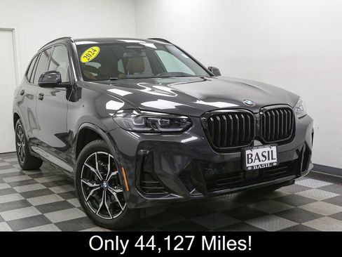 Used 2024 BMW X3 xDrive30i w/ Premium Package AWD/4WD image 2