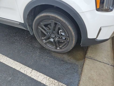 Used 2023 Kia Telluride SX X-Line image 4