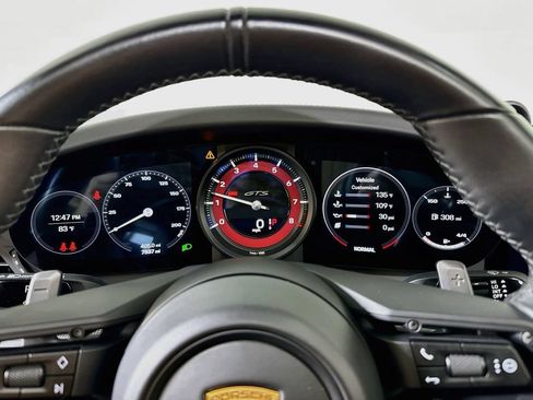 Used 2022 Porsche 911 Targa 4 GTS AWD/4WD image 13